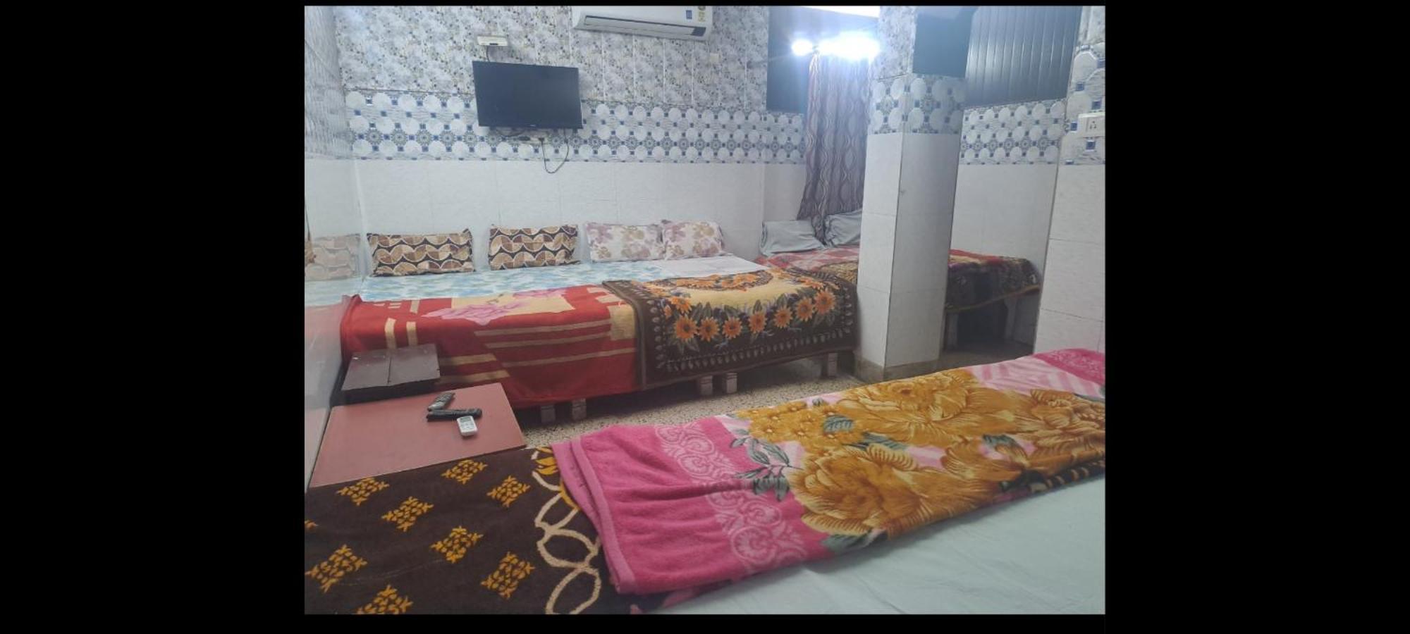Kashi Annapurna Guest House Варанаси Екстериор снимка