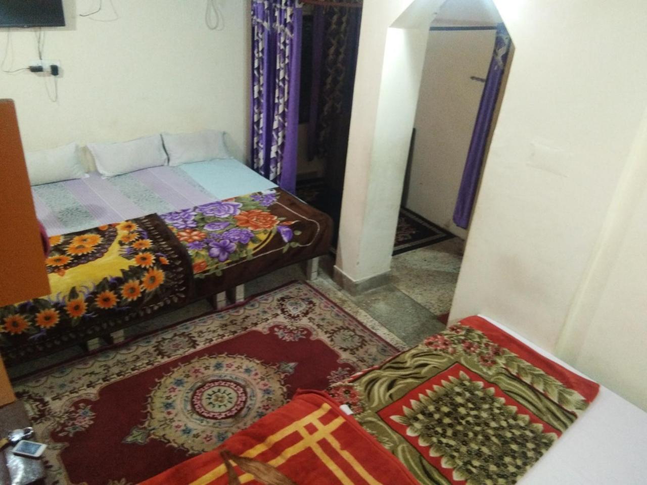Kashi Annapurna Guest House Варанаси Екстериор снимка