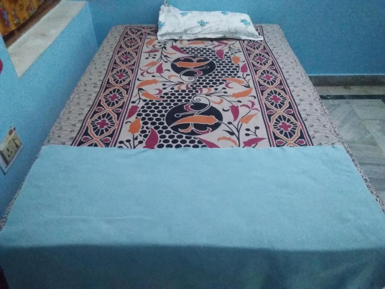 Kashi Annapurna Guest House Варанаси Екстериор снимка