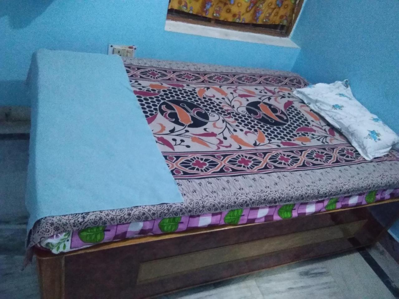 Kashi Annapurna Guest House Варанаси Екстериор снимка