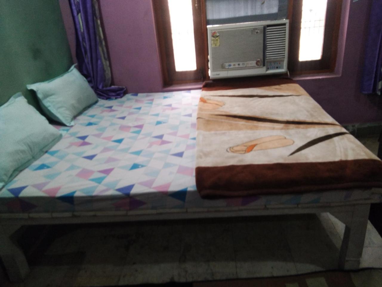 Kashi Annapurna Guest House Варанаси Екстериор снимка
