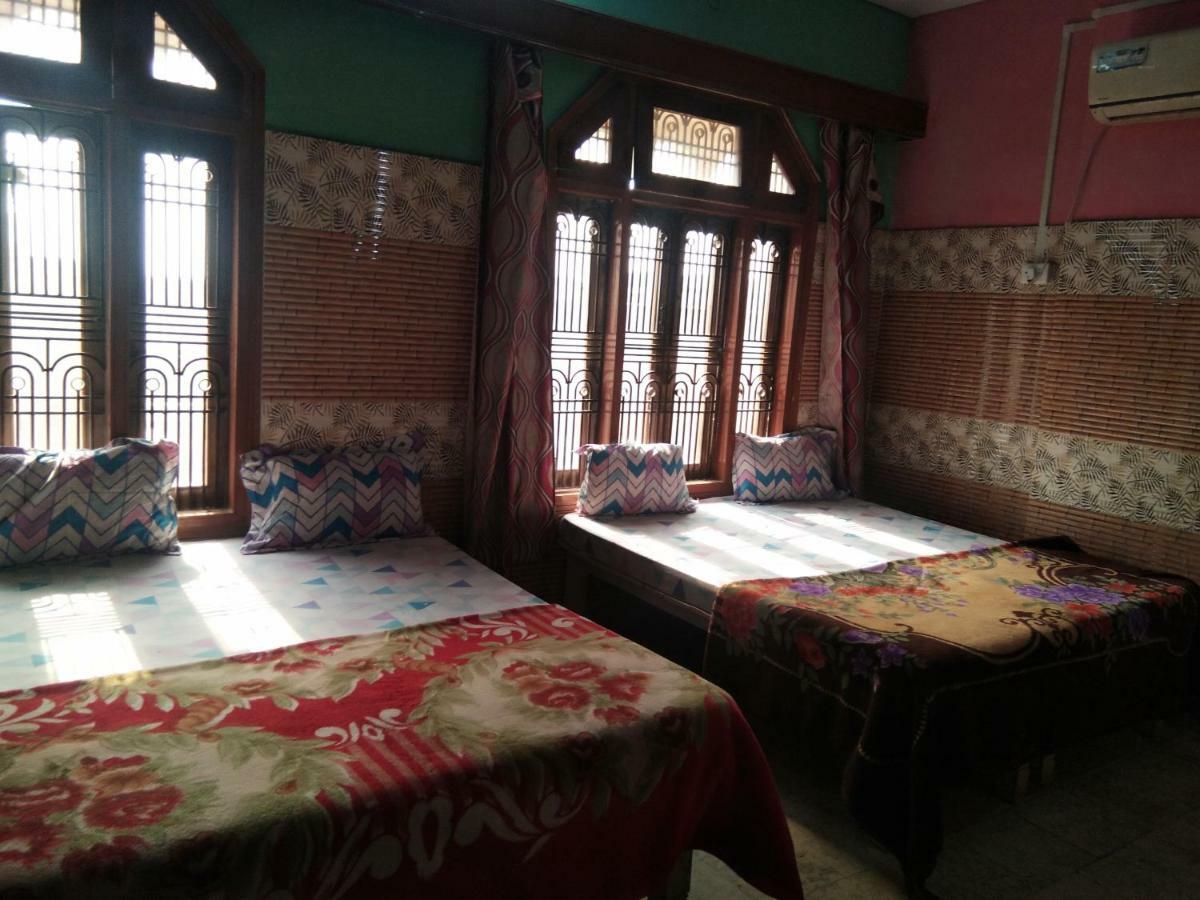 Kashi Annapurna Guest House Варанаси Екстериор снимка