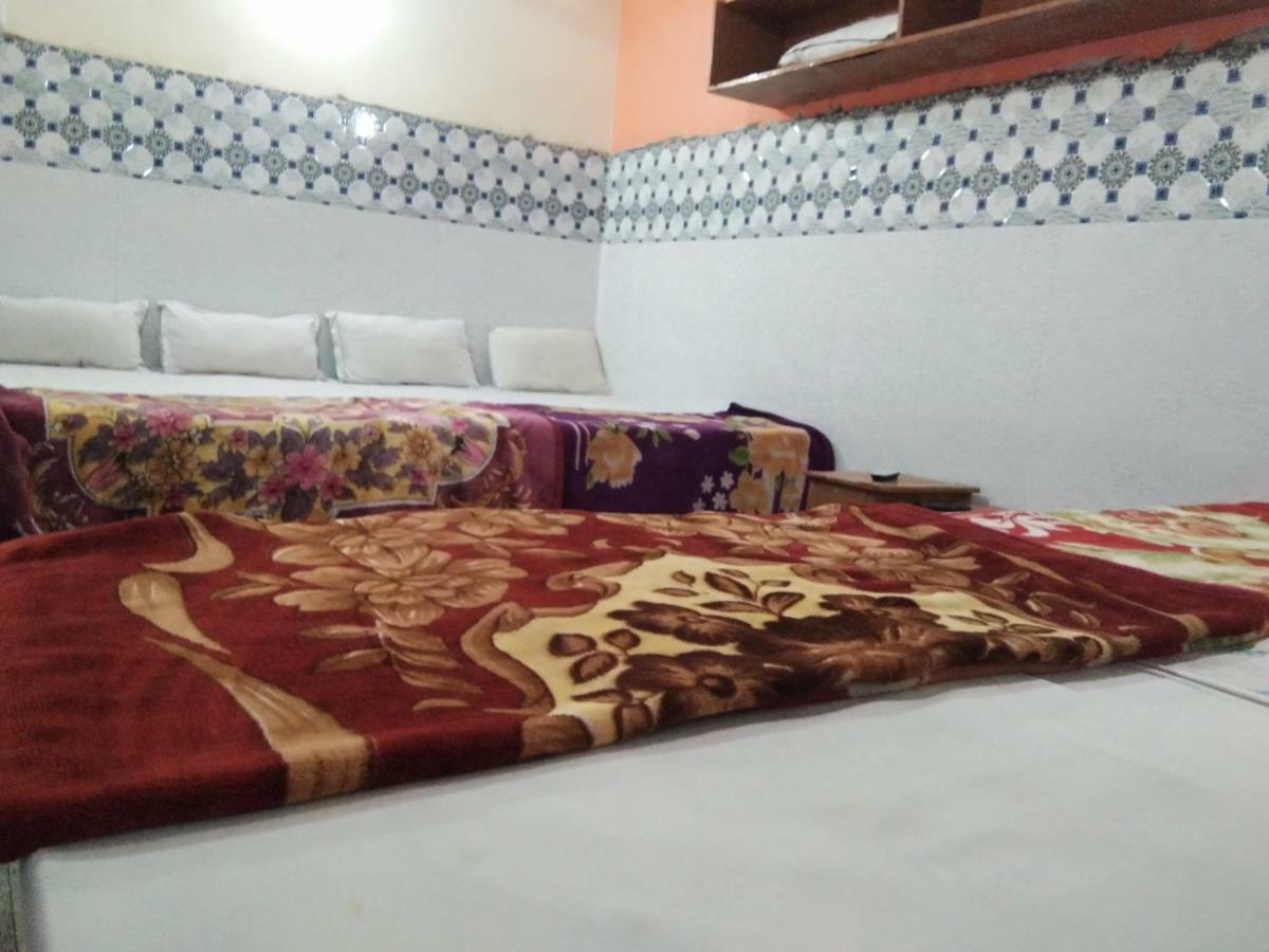 Kashi Annapurna Guest House Варанаси Екстериор снимка