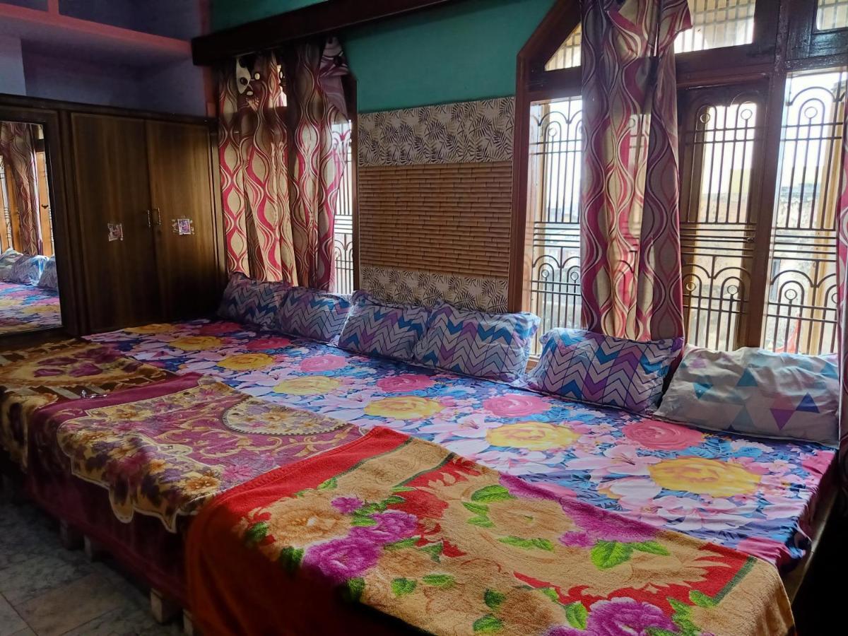 Kashi Annapurna Guest House Варанаси Екстериор снимка